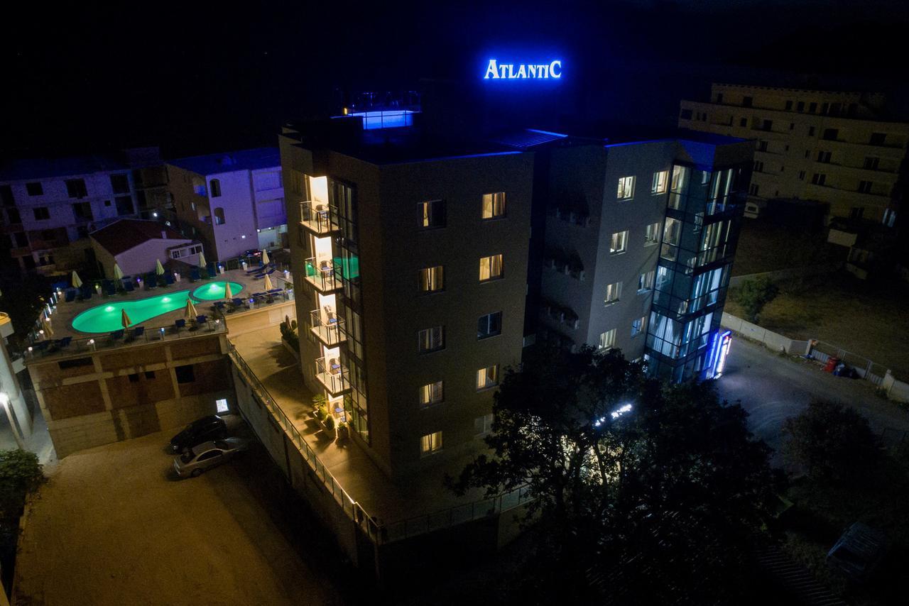 Atlantic Hotel Dobra Voda Bagian luar foto